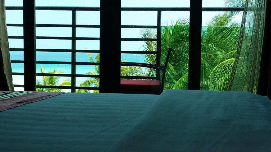 Seashore Beach Inn остров Маафуши Екстериор снимка