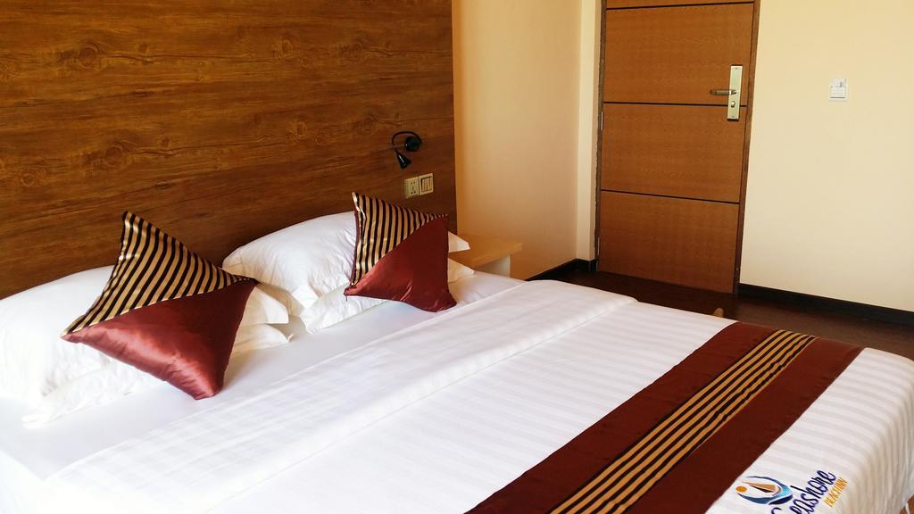 Seashore Beach Inn остров Маафуши Екстериор снимка